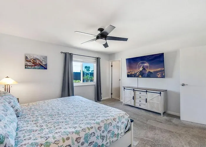 Serene | War Eagle | Pool | Games | Familyfun Lake Havasu City